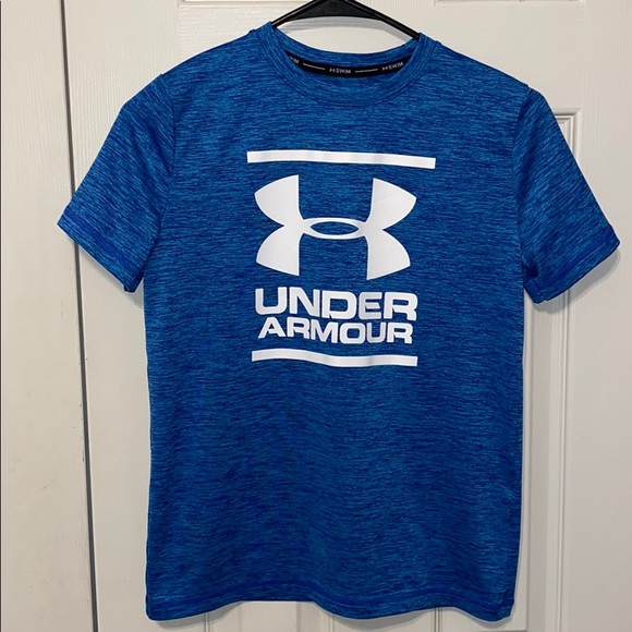 NWOT Under Armour T-shirt - Picture 1 of 3